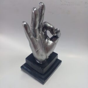 Figurine Geste 'OK' Argentée