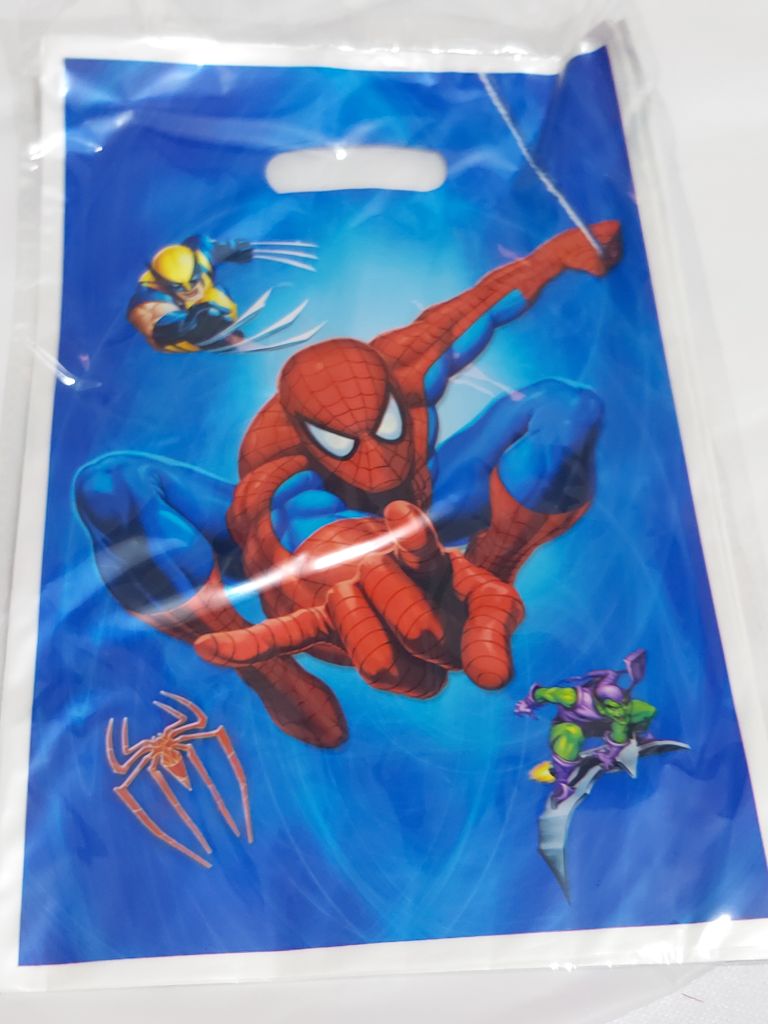 Kit de Fête Deluxe Spider-Man pour 10 Invités (Assiettes, Gobelets, Chapeaux, Cotillons) - الصورة 11