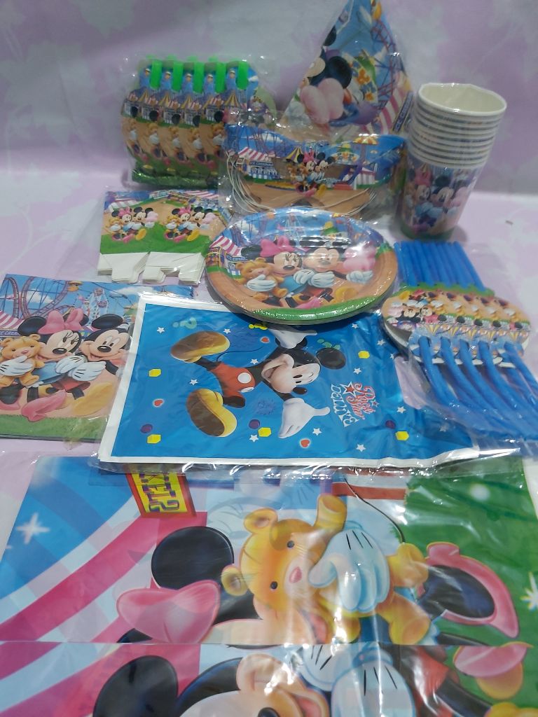 Kit de Fête Deluxe Mickey & Minnie Fête Foraine (91 Pièces) pour 10 Invités